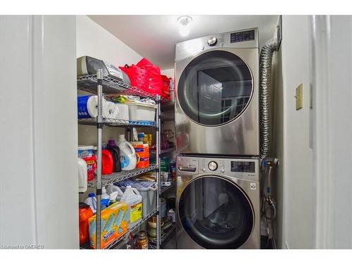 604-1110 Walden Circle, Mississauga, ON - Indoor Photo Showing Laundry Room