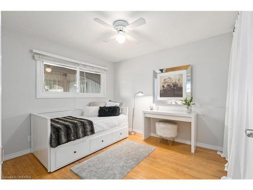 12634 22 Side Road, Halton Hills, ON - Indoor Photo Showing Bedroom