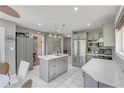 19 Mcconachie Crescent, Caledon, ON - Indoor Photo Showing Kitchen