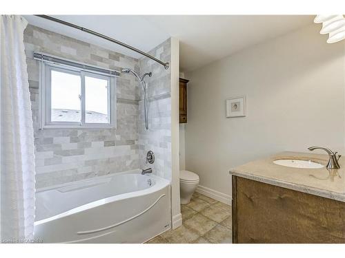 85 Bonham Boulevard, Mississauga, ON - Indoor Photo Showing Bathroom