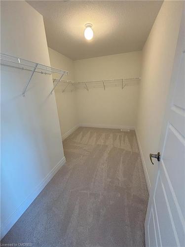 23 Langridge Way, Cambridge, ON - Indoor With Storage