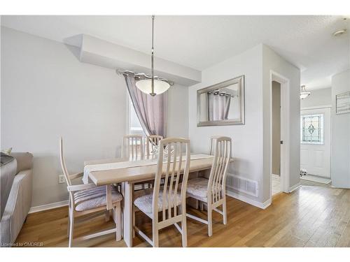 3833 Freeman Terrace, Mississauga, ON - Indoor Photo Showing Dining Room