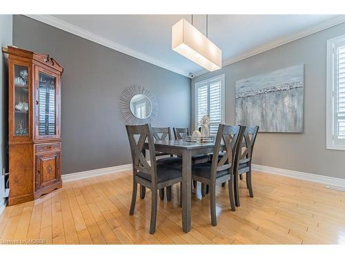 2270 Dunforest Crescent, Oakville, ON - Indoor Photo Showing Dining Room