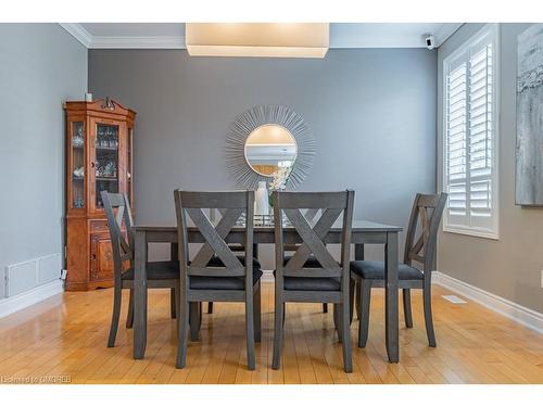 2270 Dunforest Crescent, Oakville, ON - Indoor Photo Showing Dining Room