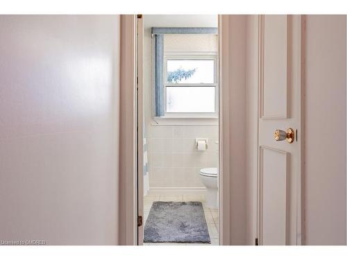 769 Cabot Trail, Milton, ON - Indoor Photo Showing Bathroom