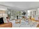 330 Duncombe Drive, Burlington, ON  - Indoor Photo Showing Living Room 