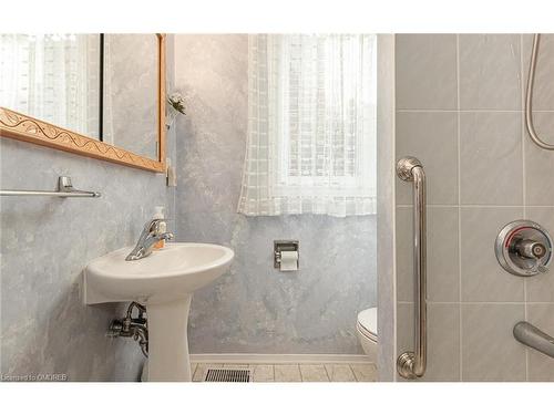 206 Macdonell Avenue, Toronto, ON - Indoor Photo Showing Bathroom