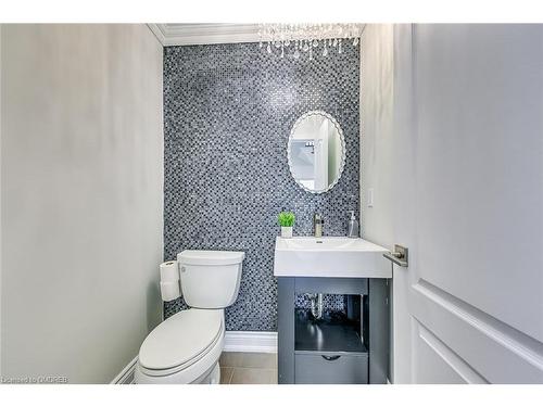 1299 Bayshire Drive, Oakville, ON - Indoor Photo Showing Bathroom