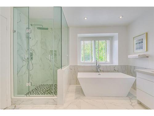 1299 Bayshire Drive, Oakville, ON - Indoor Photo Showing Bathroom