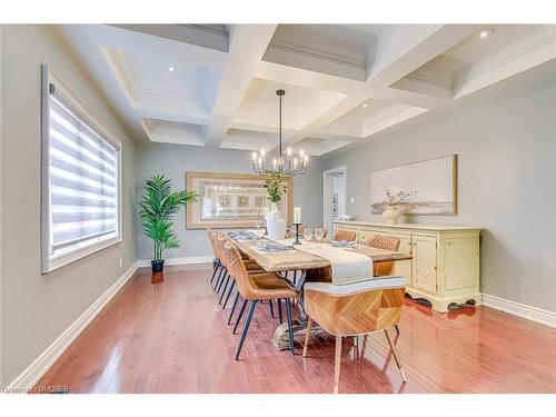 1299 Bayshire Drive, Oakville, ON - Indoor Photo Showing Dining Room