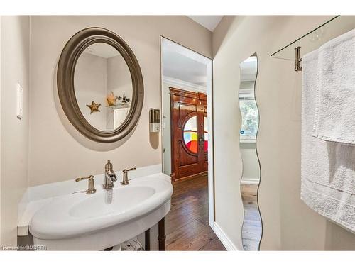 148 Cornwall Heights, Brampton, ON - Indoor Photo Showing Bathroom