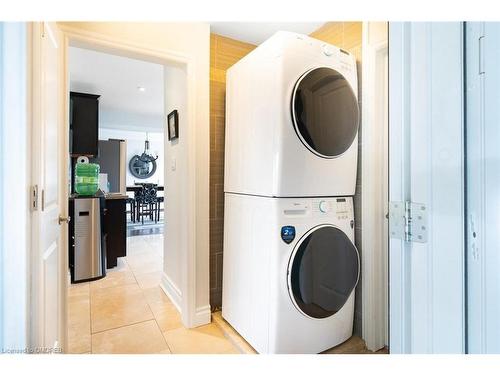 18 Fagan Drive, Georgetown, ON - Indoor Photo Showing Laundry Room