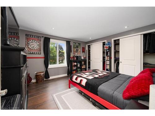 18 Fagan Drive, Georgetown, ON - Indoor Photo Showing Bedroom