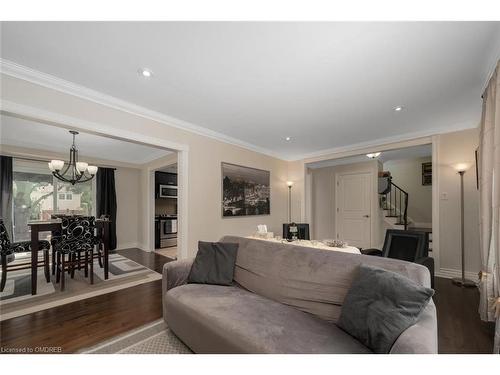 18 Fagan Drive, Georgetown, ON - Indoor Photo Showing Living Room