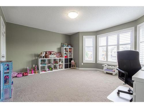 32 Tatra Crescent, Brampton, ON - Indoor