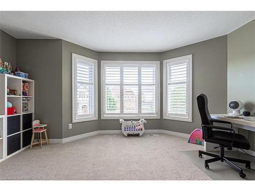 32 Tatra Crescent, Brampton, ON - Indoor Photo Showing Other Room