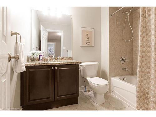 32 Tatra Crescent, Brampton, ON - Indoor Photo Showing Bathroom