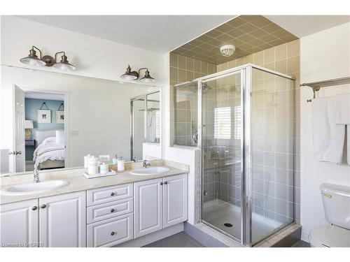 2037 Trawden Way, Oakville, ON - Indoor Photo Showing Bathroom