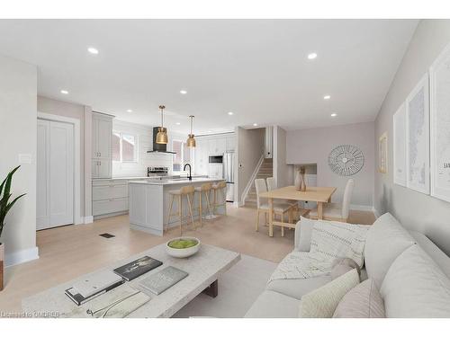 49 Spartan Avenue, Hamilton, ON - Indoor Photo Showing Living Room