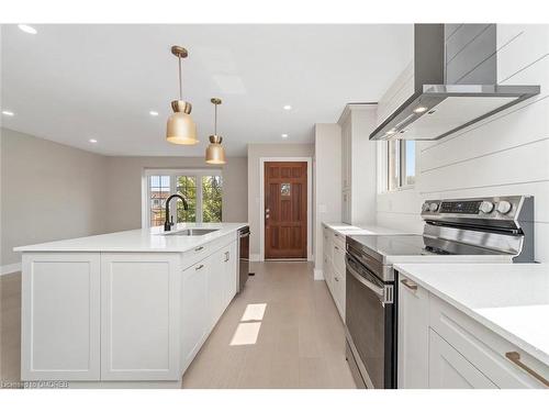 49 Spartan Avenue, Hamilton, ON - Indoor Photo Showing Kitchen With Upgraded Kitchen