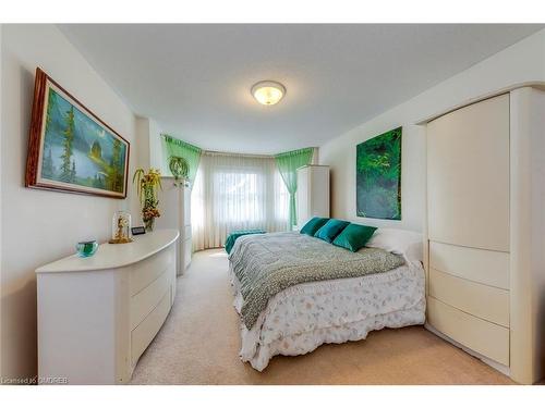 24 Westland Street, St. Catharines, ON - Indoor Photo Showing Bedroom