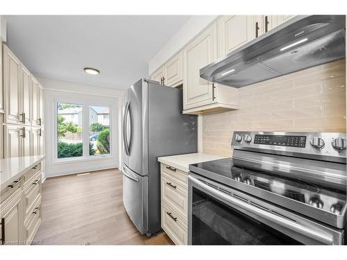 1144 Jamesway Boulevard, Oakville, ON - Indoor Photo Showing Kitchen