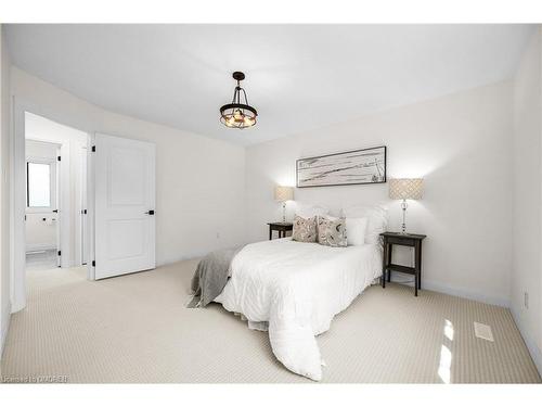 1144 Jamesway Boulevard, Oakville, ON - Indoor Photo Showing Bedroom