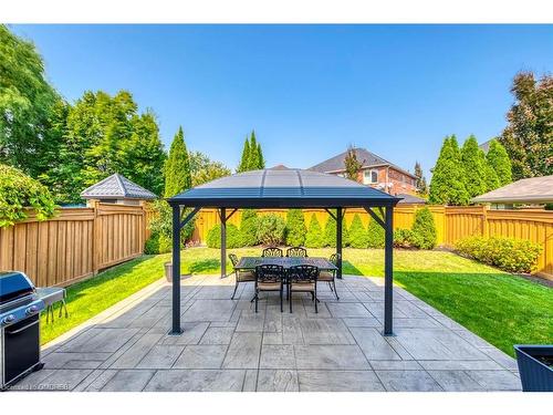 2395 Thruxton Drive, Oakville, ON - Outdoor With Deck Patio Veranda With Backyard