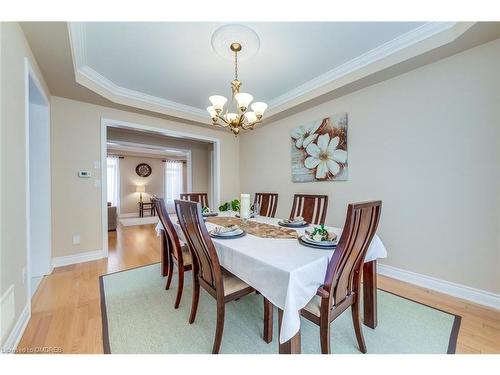 2395 Thruxton Drive, Oakville, ON - Indoor Photo Showing Dining Room