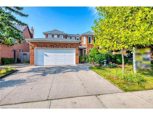 1125 Windrush Drive, Oakville, ON - Outdoor With Facade