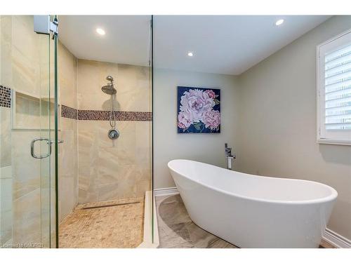 1125 Windrush Drive, Oakville, ON - Indoor Photo Showing Bathroom