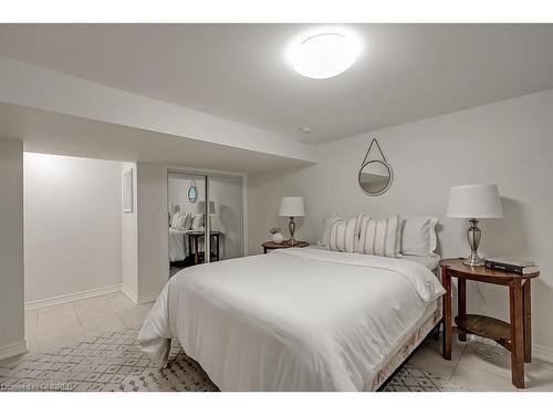 270 Felan Avenue, Oakville, ON - Indoor Photo Showing Bedroom