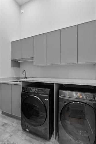 185 Desroches Trail, Tiny, ON - Indoor Photo Showing Laundry Room