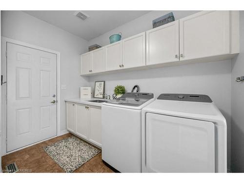 2156 Colonel William Parkway, Oakville, ON - Indoor Photo Showing Laundry Room