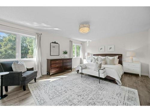 2156 Colonel William Parkway, Oakville, ON - Indoor Photo Showing Bedroom