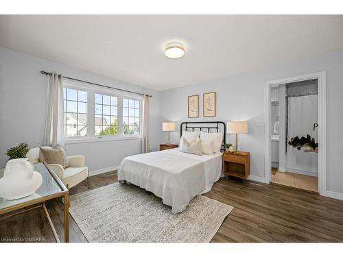 2156 Colonel William Parkway, Oakville, ON - Indoor Photo Showing Bedroom