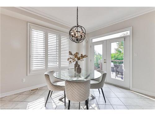 2324 Tesla Crescent, Oakville, ON - Indoor Photo Showing Dining Room