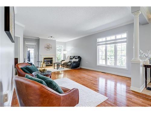 145-2025 Meadowgate Boulevard, London, ON - Indoor Photo Showing Living Room With Fireplace