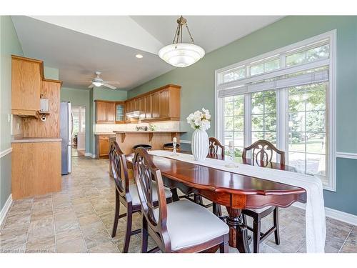 145-2025 Meadowgate Boulevard, London, ON - Indoor Photo Showing Dining Room