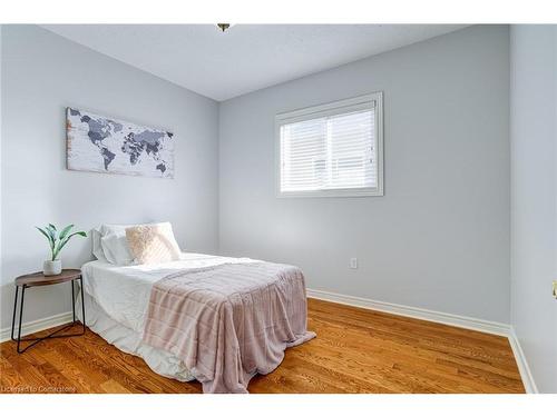 145-2025 Meadowgate Boulevard, London, ON - Indoor Photo Showing Bedroom