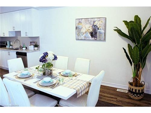 70-77 Diana Avenue, Brantford, ON - Indoor Photo Showing Dining Room