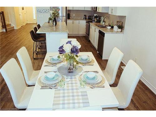 70-77 Diana Avenue, Brantford, ON - Indoor Photo Showing Dining Room