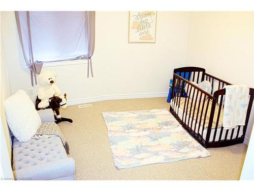 70-77 Diana Avenue, Brantford, ON - Indoor Photo Showing Bedroom