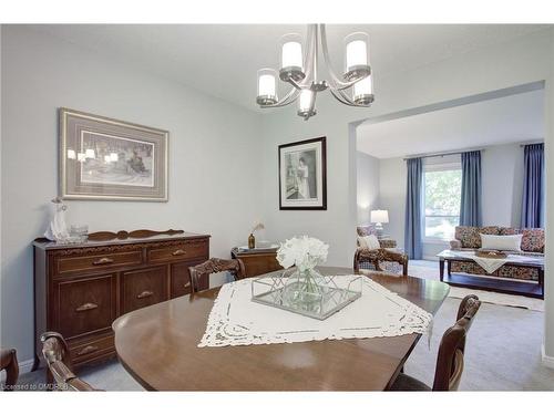 1760 Solitaire Court, Mississauga, ON - Indoor Photo Showing Dining Room