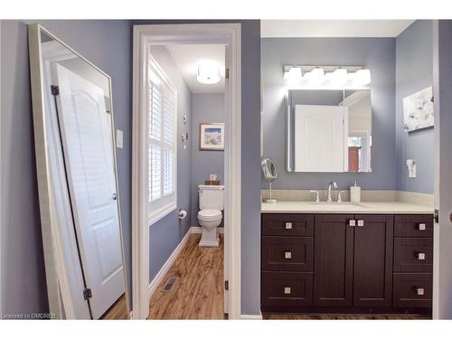 1760 Solitaire Court, Mississauga, ON - Indoor Photo Showing Bathroom