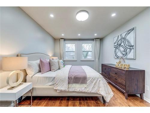 1152 Montrose Abbey Drive, Oakville, ON - Indoor Photo Showing Bedroom