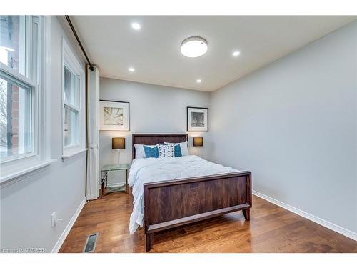 1152 Montrose Abbey Drive, Oakville, ON - Indoor Photo Showing Bedroom