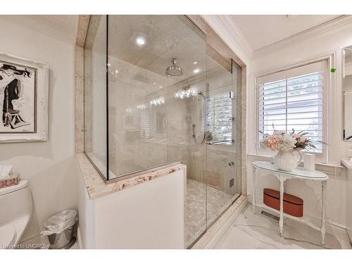 1359 Sedgewick Crescent, Oakville, ON - Indoor Photo Showing Bathroom