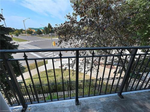 204-2301 Parkhaven Boulevard, Oakville, ON - Outdoor With Balcony