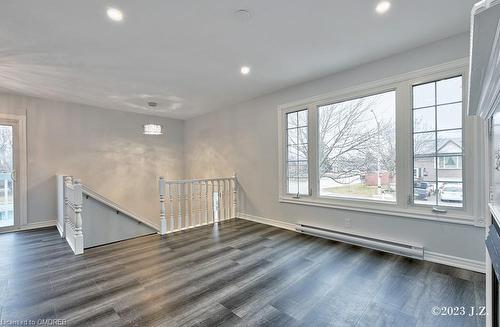 839 Mountain Ash Road, Peterborough, ON - Indoor Photo Showing Other Room